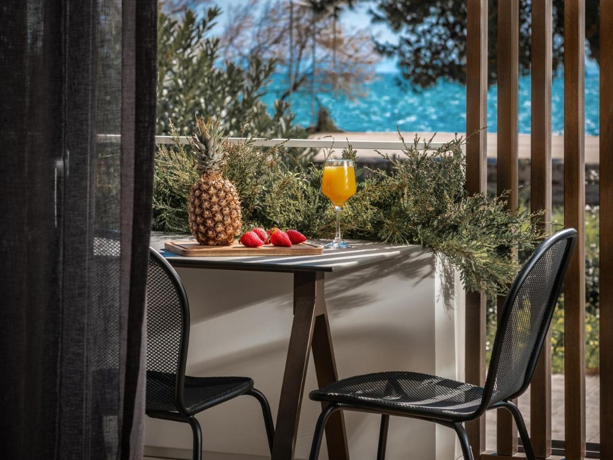 Point Ephemere Beachfront Apartments Zakynthos stad Exteriör bild
